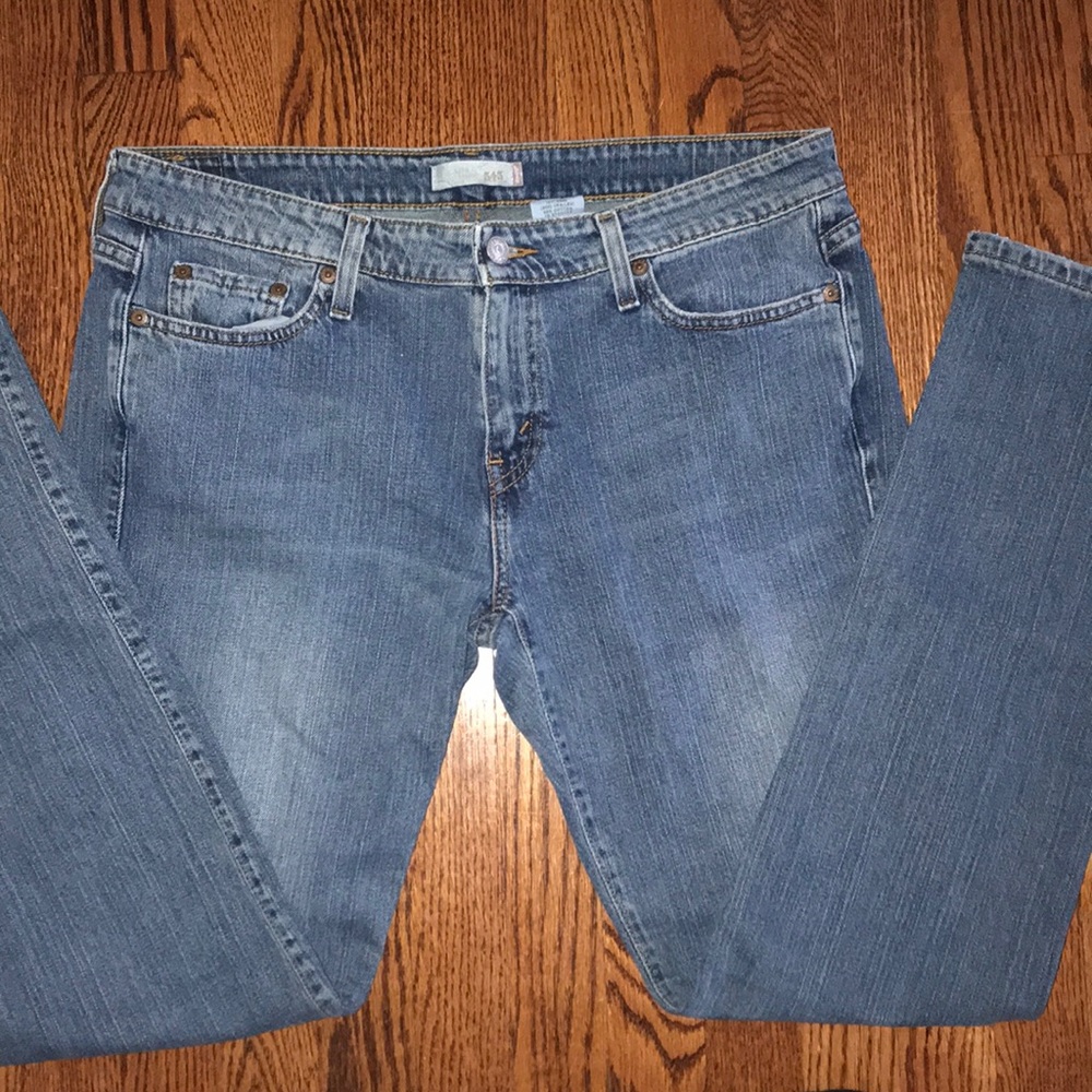 Levi’s Low Rise Jean